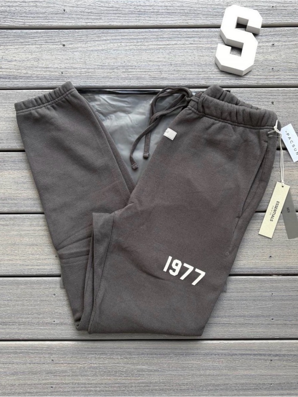 Essentials cuffed sweatpants Iron 1977 Fear of God